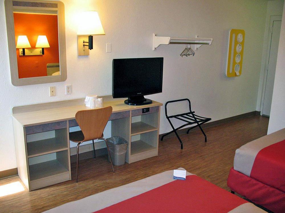 Motel 6-Council Bluffs, Ia - Omaha East Room photo
